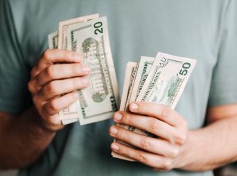 Tips to Save Money on a Tight Budget in 2023